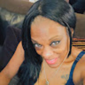 Meet your Posher, Valarie